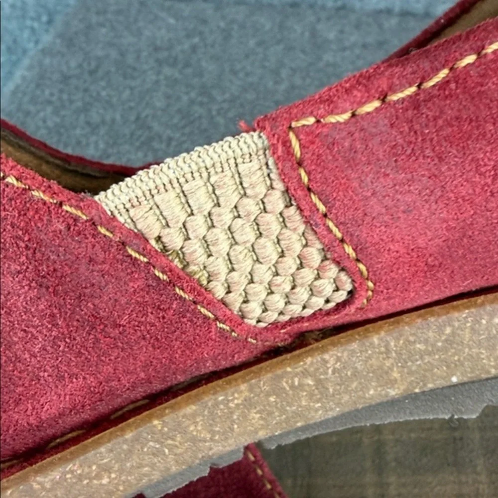 Born Tropi Flats Shoes Size 9.5 M/W Red‎ Suede Distressed Slip On Loafers Womens